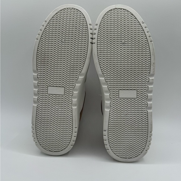 Falls Creek Memory Foam White and Tan Sneakers size 9 NEW - Picture 6 of 7